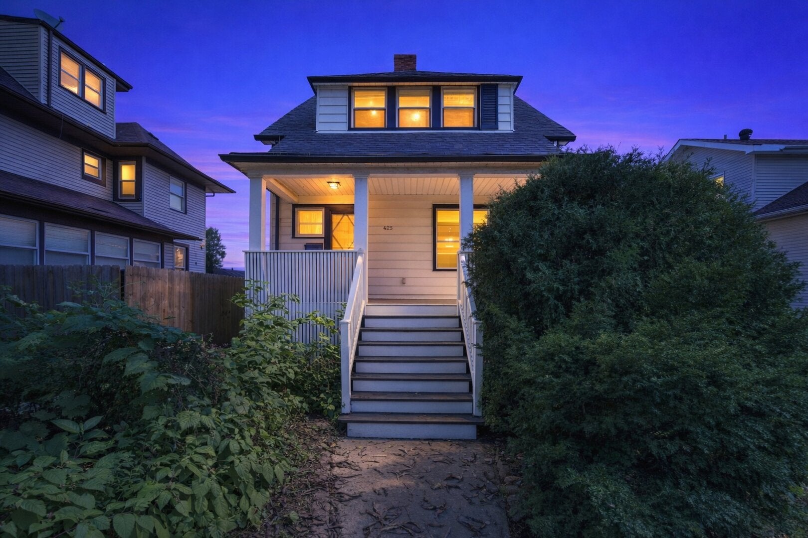 623 S 17th Avenue