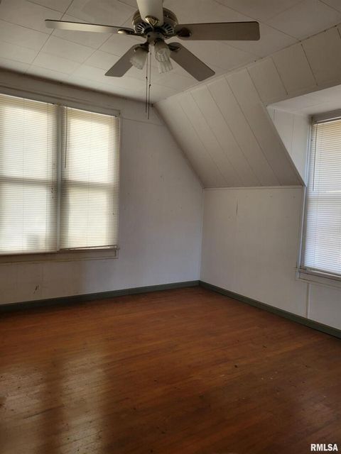 Tiny photo for 215 W VIENNA Street, Anna, IL 62906 (MLS # EB460576)