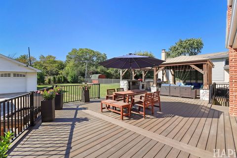 Tiny photo for 540 W Center Street, Itasca, IL 60143 (MLS # 12480199)