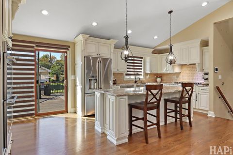 Tiny photo for 540 W Center Street, Itasca, IL 60143 (MLS # 12480199)