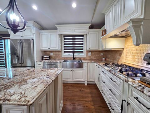 Tiny photo for 540 W Center Street, Itasca, IL 60143 (MLS # 12480199)