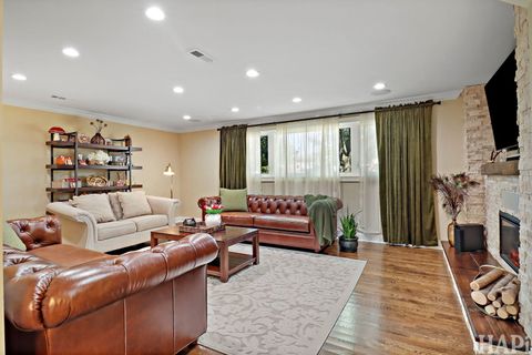 Tiny photo for 540 W Center Street, Itasca, IL 60143 (MLS # 12480199)
