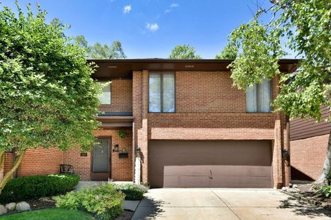 A home in Park Ridge