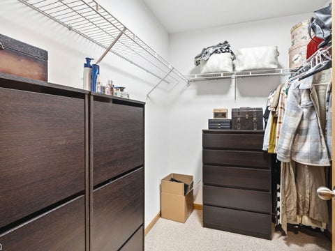 Tiny photo for 100 N Bokelman Street #429, Roselle, IL 60172 (MLS # 12772718)