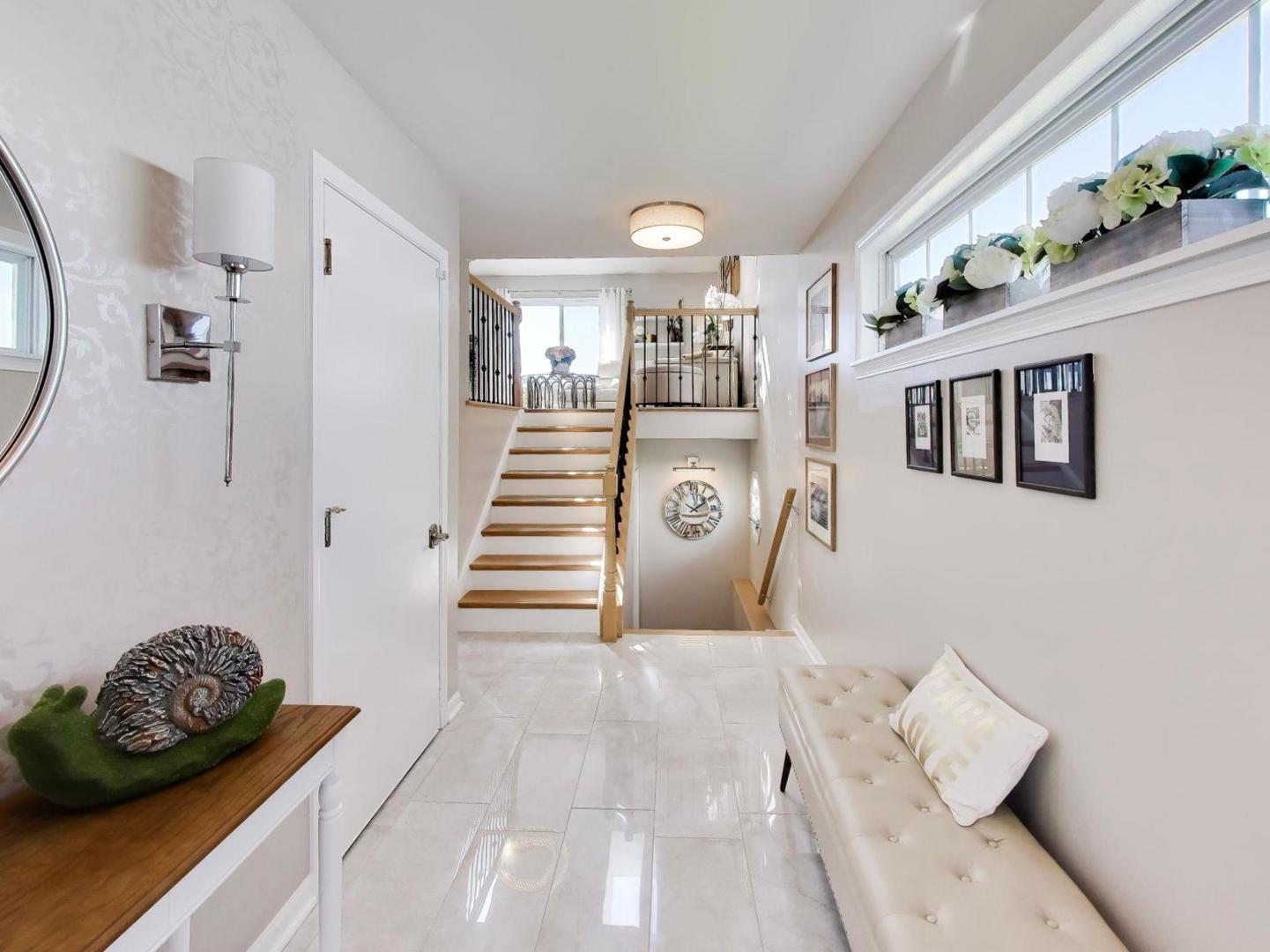 986 Viewpoint Drive