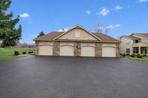 Tiny photo for 7636 Creek Bend #7636, Rockford, IL 61114 (MLS # 12599519)