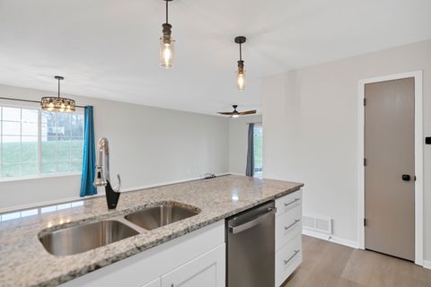 Tiny photo for 7636 Creek Bend #7636, Rockford, IL 61114 (MLS # 12599519)