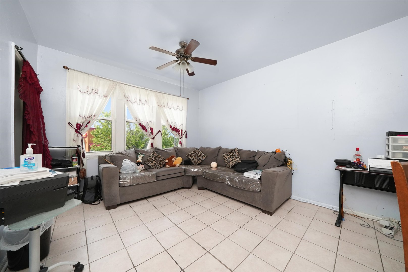 1351 W 47th Street