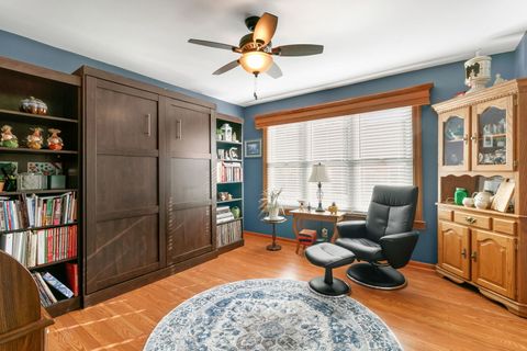 Tiny photo for 9408 S 55th Avenue, Oak Lawn, IL 60453 (MLS # 12517748)