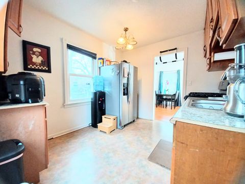 Tiny photo for 372 55th Street, Clarendon Hills, IL 60514 (MLS # 12358176)