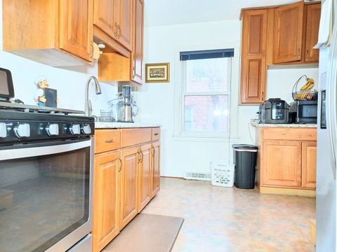Tiny photo for 372 55th Street, Clarendon Hills, IL 60514 (MLS # 12358176)