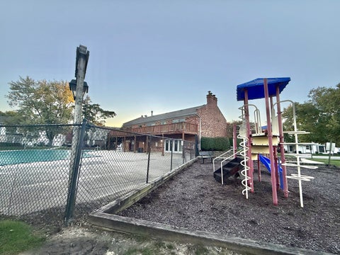 Tiny photo for 1677 Trowbridge Court #A, Wheaton, IL 60189 (MLS # 12789657)