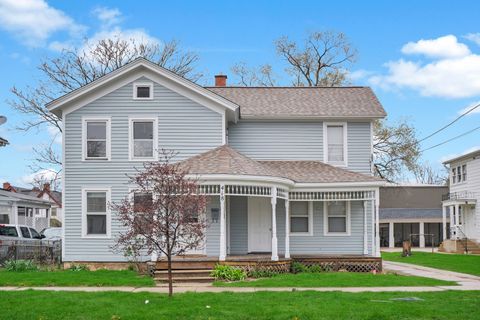 418 E Benton Street Aurora IL 60505