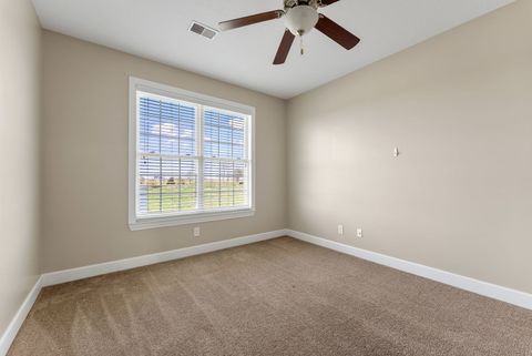 Tiny photo for 92 Cobblestone Lane, Le Claire, IA 52753 (MLS # 12622742)