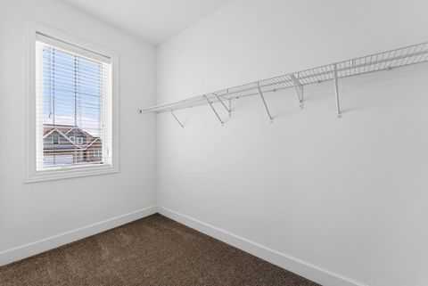 Tiny photo for 92 Cobblestone Lane, Le Claire, IA 52753 (MLS # 12622742)