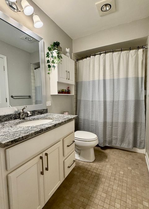Tiny photo for 4500 CLEARVIEW Drive, McHenry, IL 60050 (MLS # 12658796)