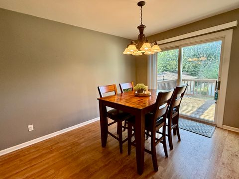 Tiny photo for 4500 CLEARVIEW Drive, McHenry, IL 60050 (MLS # 12658796)