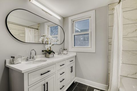 Tiny photo for 9001 S Claremont Avenue, Chicago, IL 60643 (MLS # 12620577)