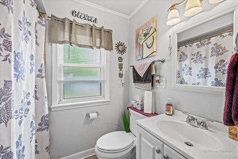 Tiny photo for 249 W Butterfield Road, Elmhurst, IL 60126 (MLS # 12771191)