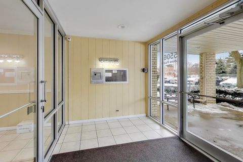 Tiny photo for 5506 Lincoln Avenue #315, Morton Grove, IL 60053 (MLS # 12536067)