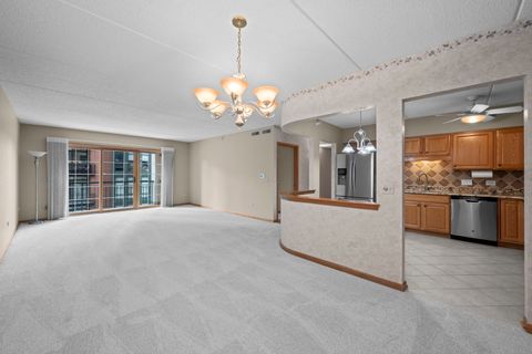 Tiny photo for 200 W Campbell Street #502, Arlington Heights, IL 60005 (MLS # 12621083)