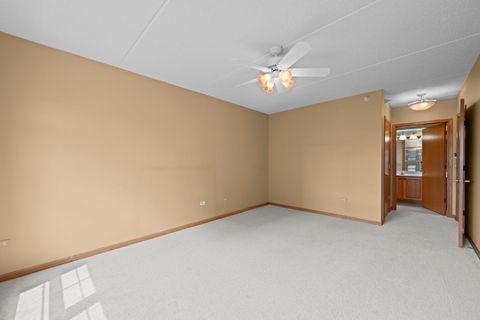 Tiny photo for 200 W Campbell Street #502, Arlington Heights, IL 60005 (MLS # 12621083)
