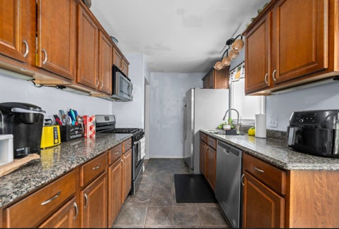 Tiny photo for 1403 E 35th Street, Davenport, IA 52807 (MLS # 12711905)
