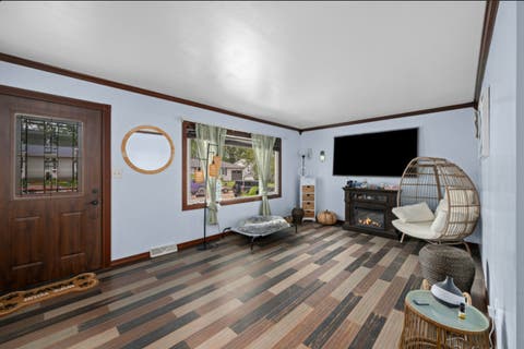 Tiny photo for 1403 E 35th Street, Davenport, IA 52807 (MLS # 12711905)