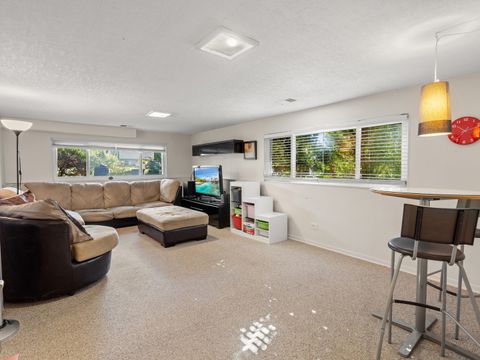 Tiny photo for 82 S Lodge Lane, Lombard, IL 60148 (MLS # 12501432)