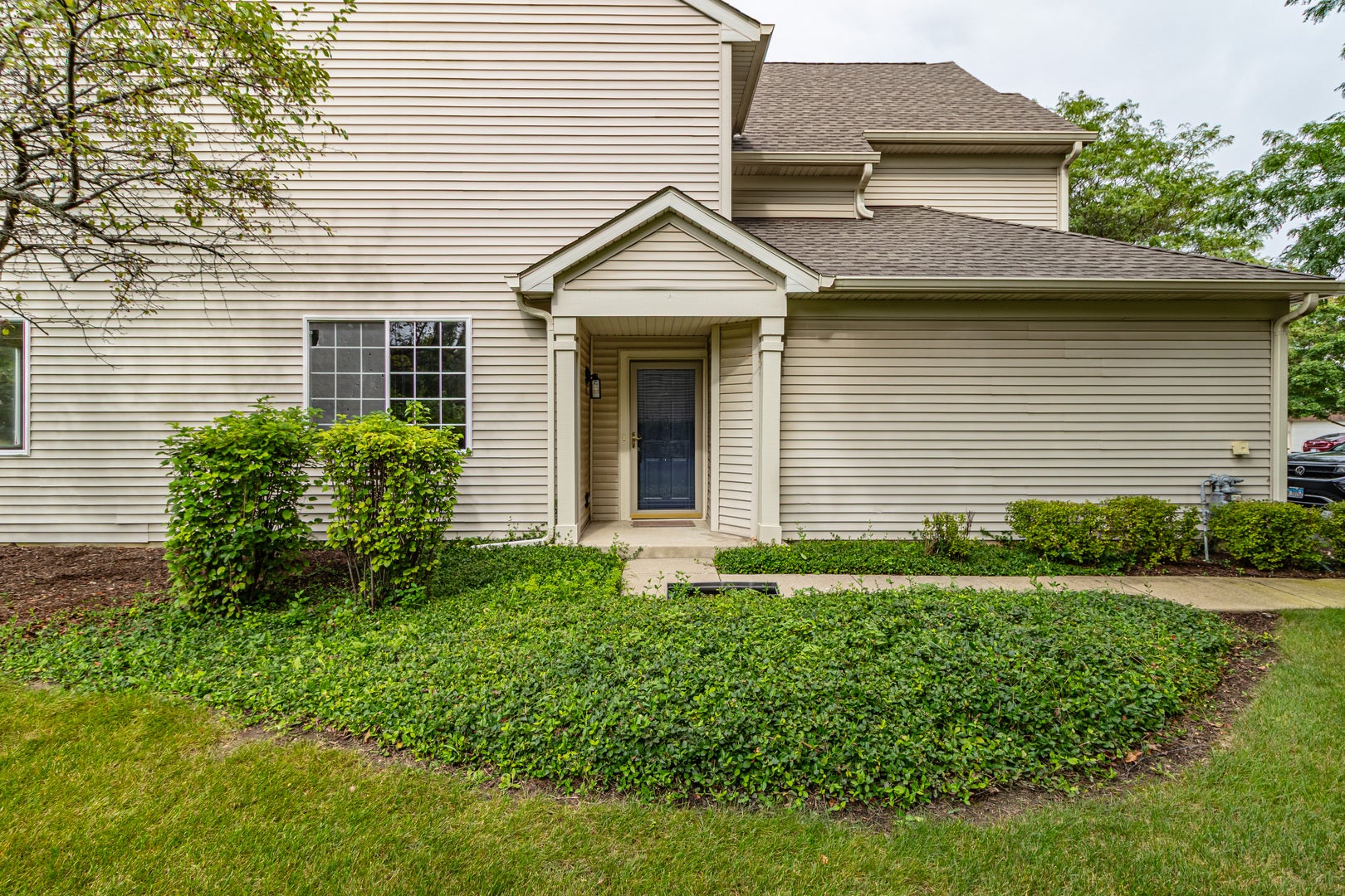 1470 DOOLITTLE Lane