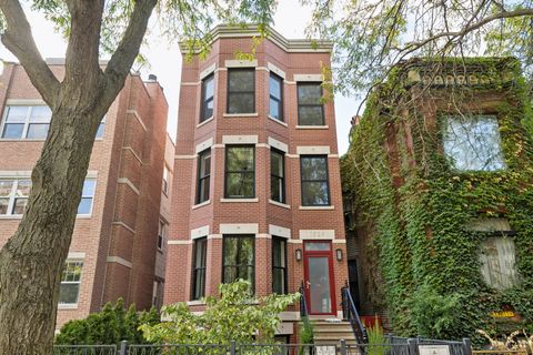 1526 N Leavitt Street 1 Chicago IL 60622