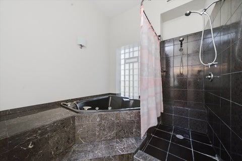 Tiny photo for 4507 S Prairie Avenue, Chicago, IL 60653 (MLS # 12654290)