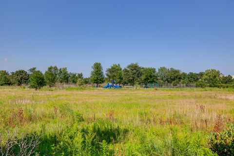 Tiny photo for 1627 S Candlestick Way, Waukegan, IL 60085 (MLS # 12446146)