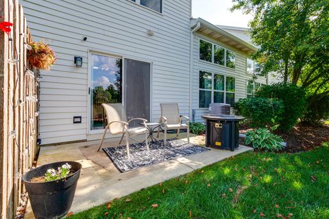 Tiny photo for 1627 S Candlestick Way, Waukegan, IL 60085 (MLS # 12446146)
