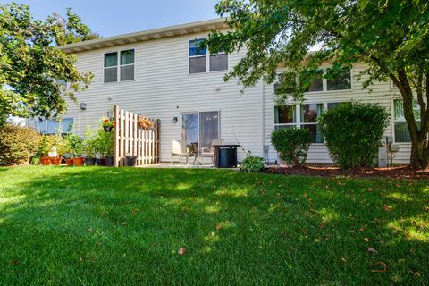 Tiny photo for 1627 S Candlestick Way, Waukegan, IL 60085 (MLS # 12446146)