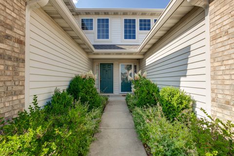 Tiny photo for 1627 S Candlestick Way, Waukegan, IL 60085 (MLS # 12446146)