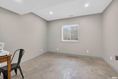 Tiny photo for 20830 270th St Street, Eldridge, IA 52748 (MLS # QC4267157)