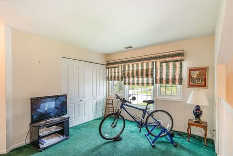 Tiny photo for 145 Willow Parkway Pkwy, Buffalo Grove, IL 60089 (MLS # 12634992)