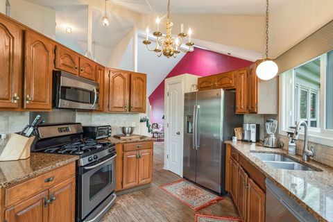 Tiny photo for 145 Willow Parkway Pkwy, Buffalo Grove, IL 60089 (MLS # 12634992)