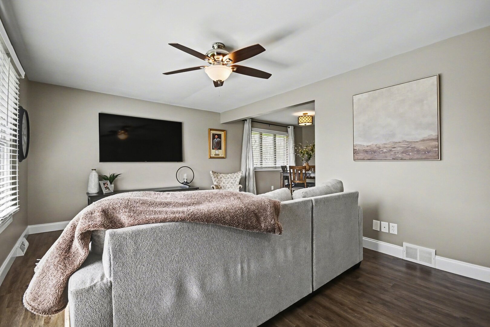 11612 N Brightway Drive, Mokena, IL 60448 — MLS #12615285 — photo 4 of 31