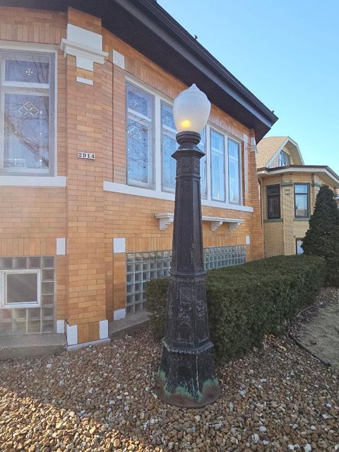 Tiny photo for 2914 Maple Avenue, Berwyn, IL 60402 (MLS # 12434474)