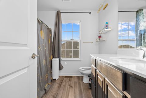 Tiny photo for 668 Braemore Lane, Yorkville, IL 60560 (MLS # 12595416)