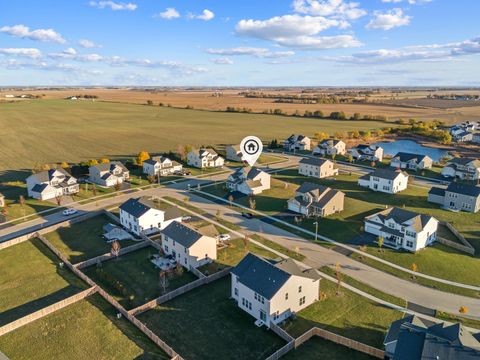 Tiny photo for 668 Braemore Lane, Yorkville, IL 60560 (MLS # 12595416)