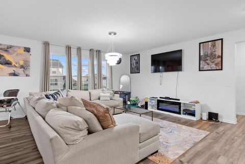 Tiny photo for 668 Braemore Lane, Yorkville, IL 60560 (MLS # 12595416)