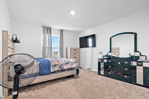 Tiny photo for 668 Braemore Lane, Yorkville, IL 60560 (MLS # 12595416)