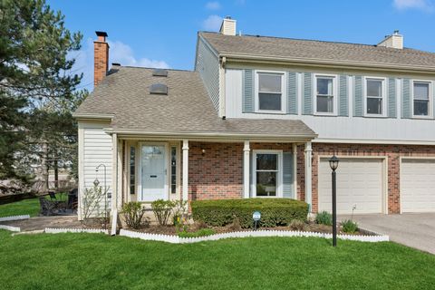 Photo of 2555 College Hill Circle, Schaumburg, IL 60173 (MLS # 12612020)