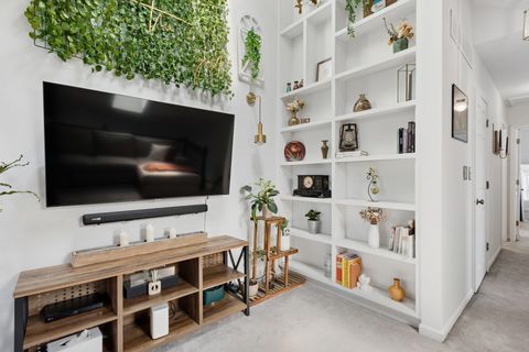 Tiny photo for 2555 College Hill Circle, Schaumburg, IL 60173 (MLS # 12612020)