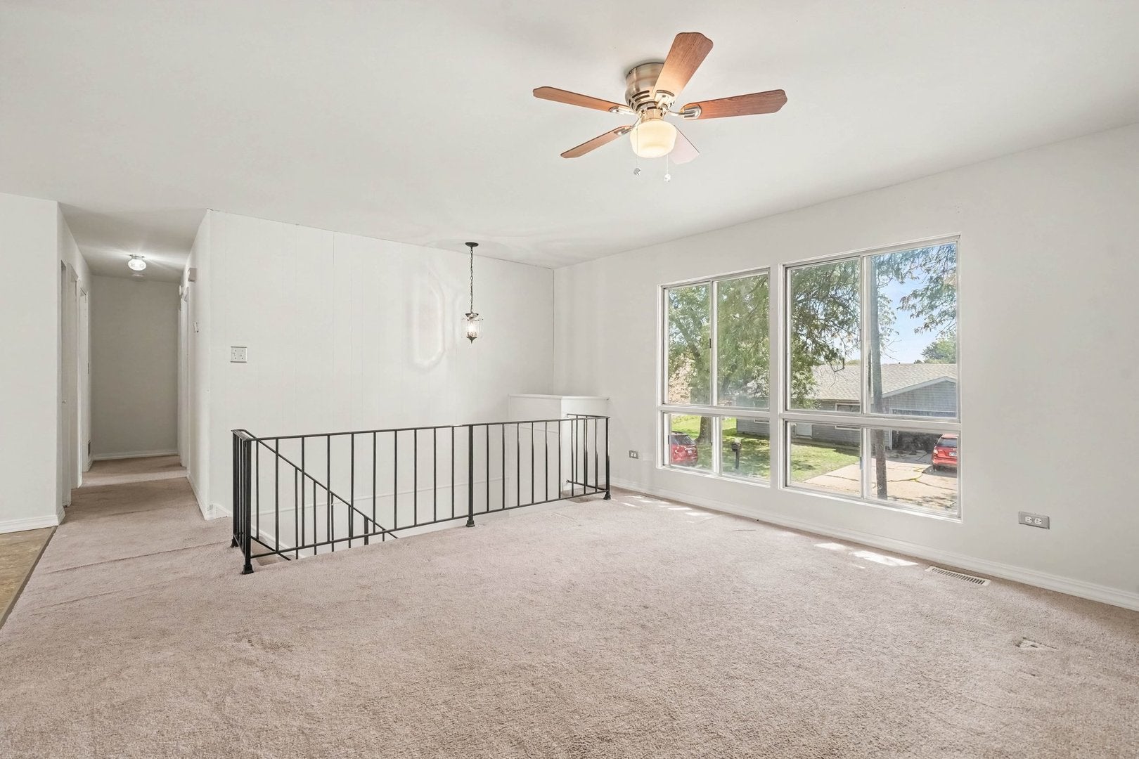 945 Surrey Court