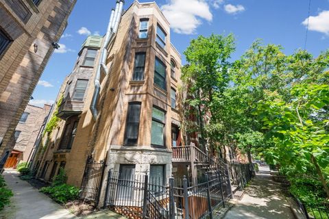 Photo of 2216 N Sedgwick Street #1, Chicago, IL 60614 (MLS # 12679369)