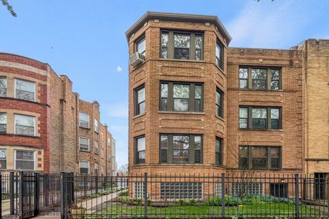 1238 W Carmen Avenue 3N Chicago IL 60640